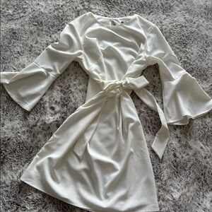 Lulu white dress tie at waist
